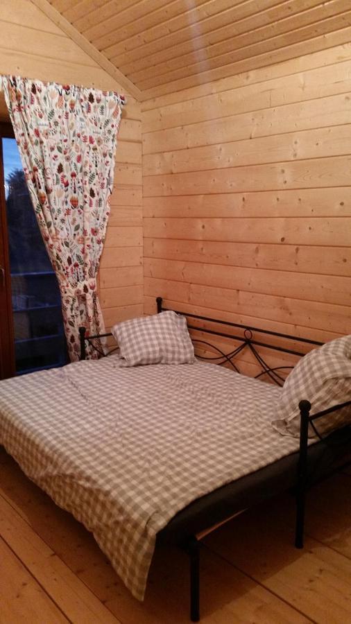 Au Chalet Bed and Breakfast Maubray Esterno foto